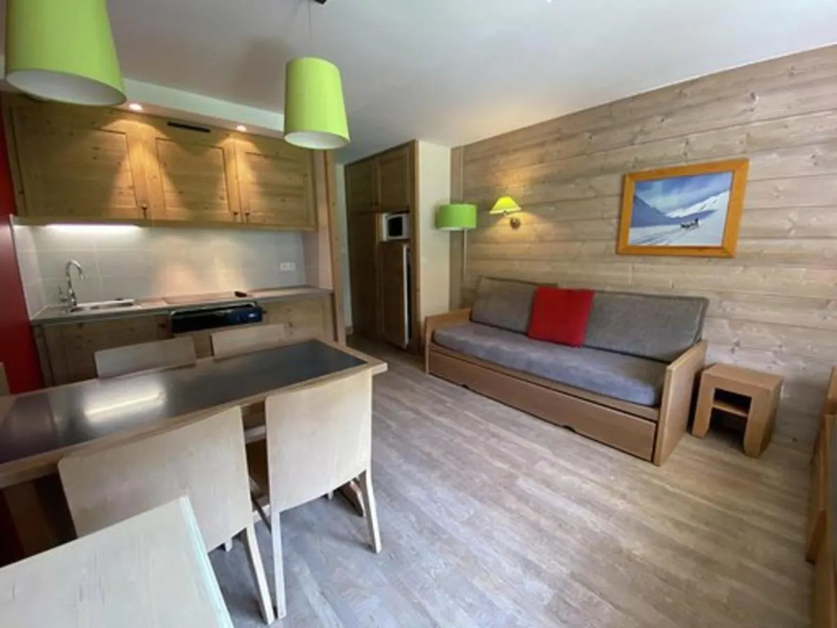 Appartement Centre Skis Aux Pieds, Parking & Animaux Acceptes - Fr-1-513-77 La Tania Apartment